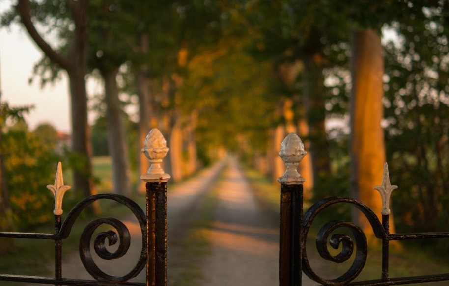 Iron Fence And Gate Repair in Grove City